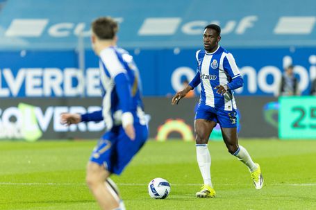 FC Porto: Zaidu à prova de cansaço enche as medidas a Farioli