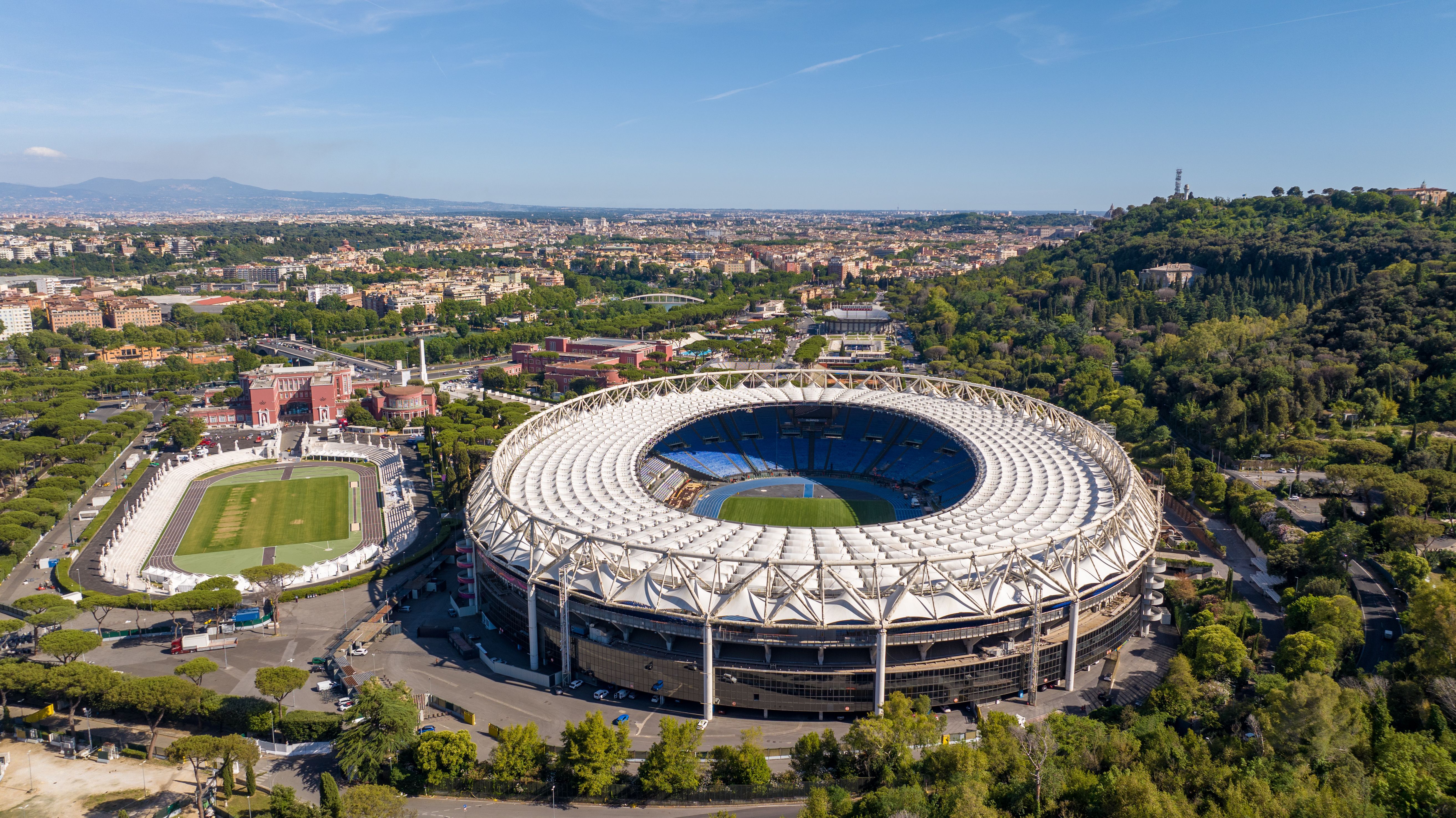 Estádio Olímpico de Roma, casa da Roma e da Lazio, tem espaço para mais de 72 mil pessoas. Feito para os Jogos Olímpicos de 1960, já recebeu finais da Champions League e do Mundial (IMAGO)