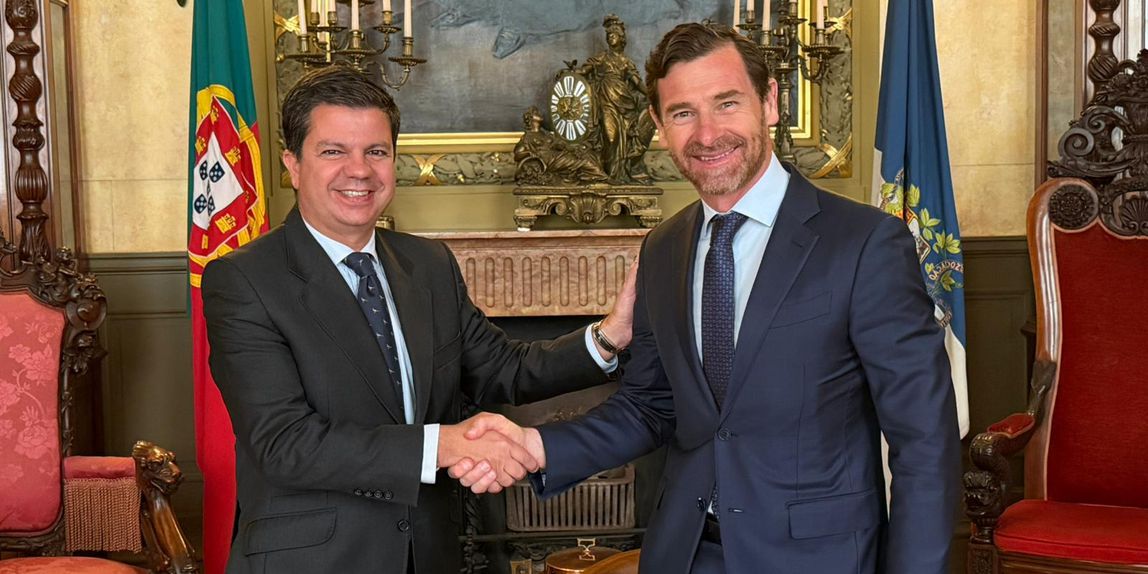 Nuno Botelho e André Villas-Boas - Foto: FC Porto