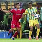 Duelo entre Tondela e Gil Vicente continua empatado a uma bola e pode cair para qualquer lado — Foto: Paulo Novais/LUSA