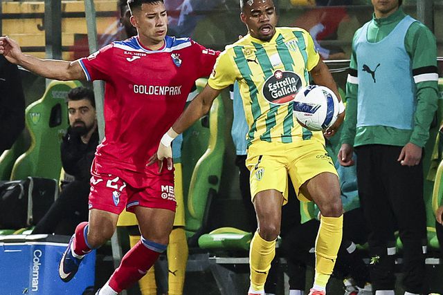 Duelo entre Tondela e Gil Vicente continua empatado a uma bola e pode cair para qualquer lado — Foto: Paulo Novais/LUSA