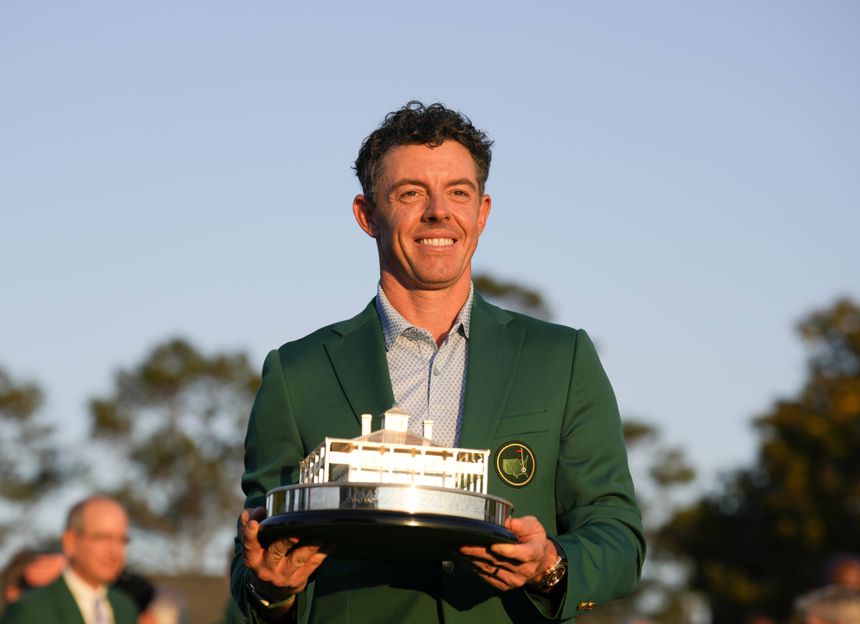 Rory McIlroy celebra conquista