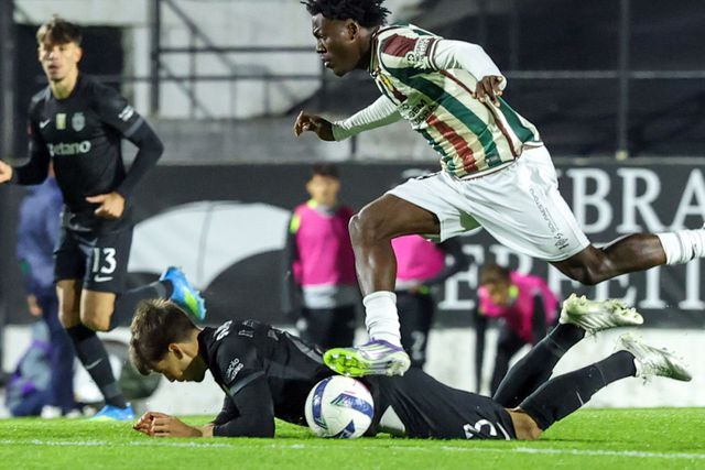 Formação da Reboleira quer dar passos em frente na luta pela permanência — Foto: António Cotrim/LUSA