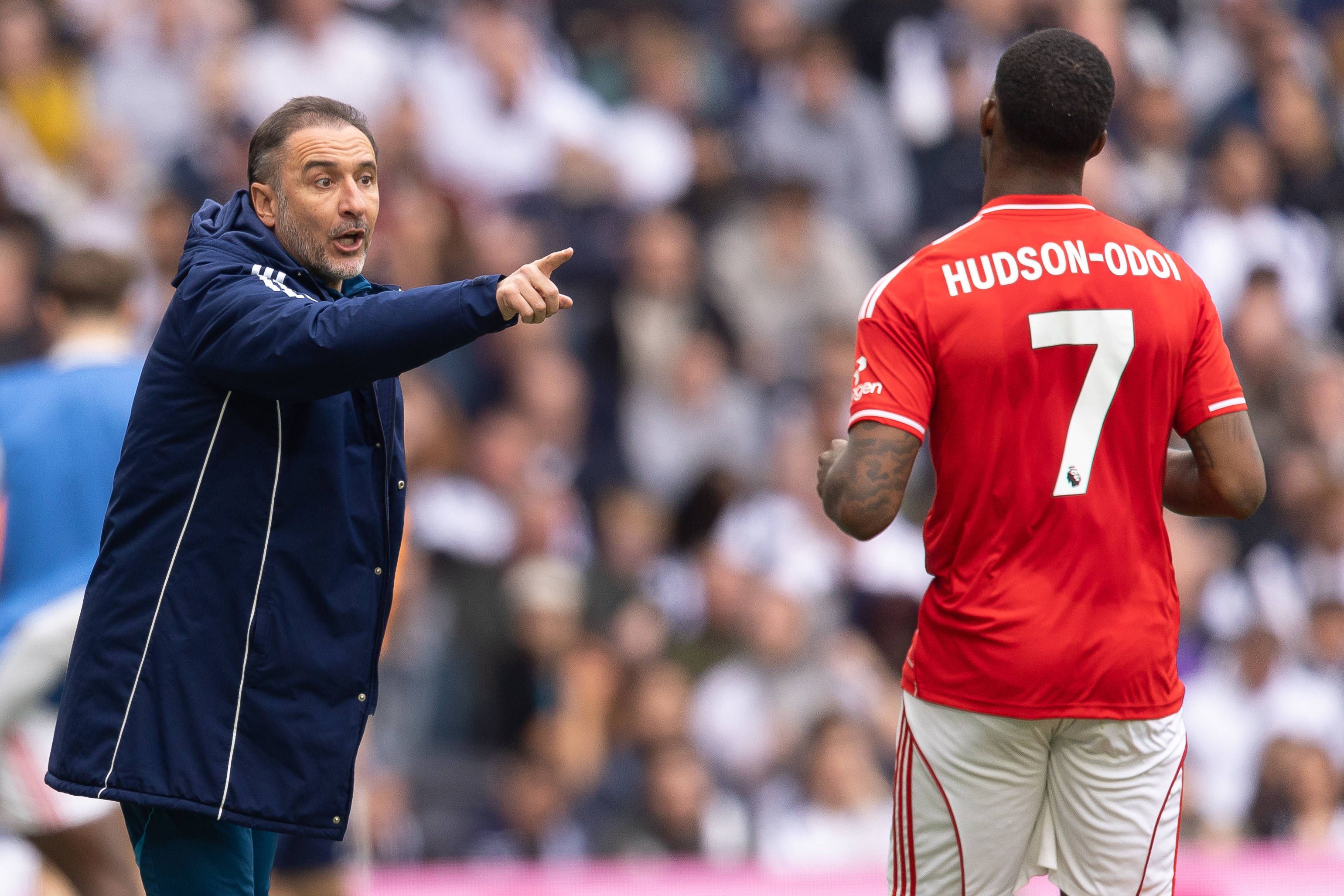 Nottingham Forest (16.º na Premier League, com 32 pontos): Vítor Pereira procura evitar a descida ao Championship quatro anos depois. Dois pontos separam o campeão europeu em 1979 e 1980.