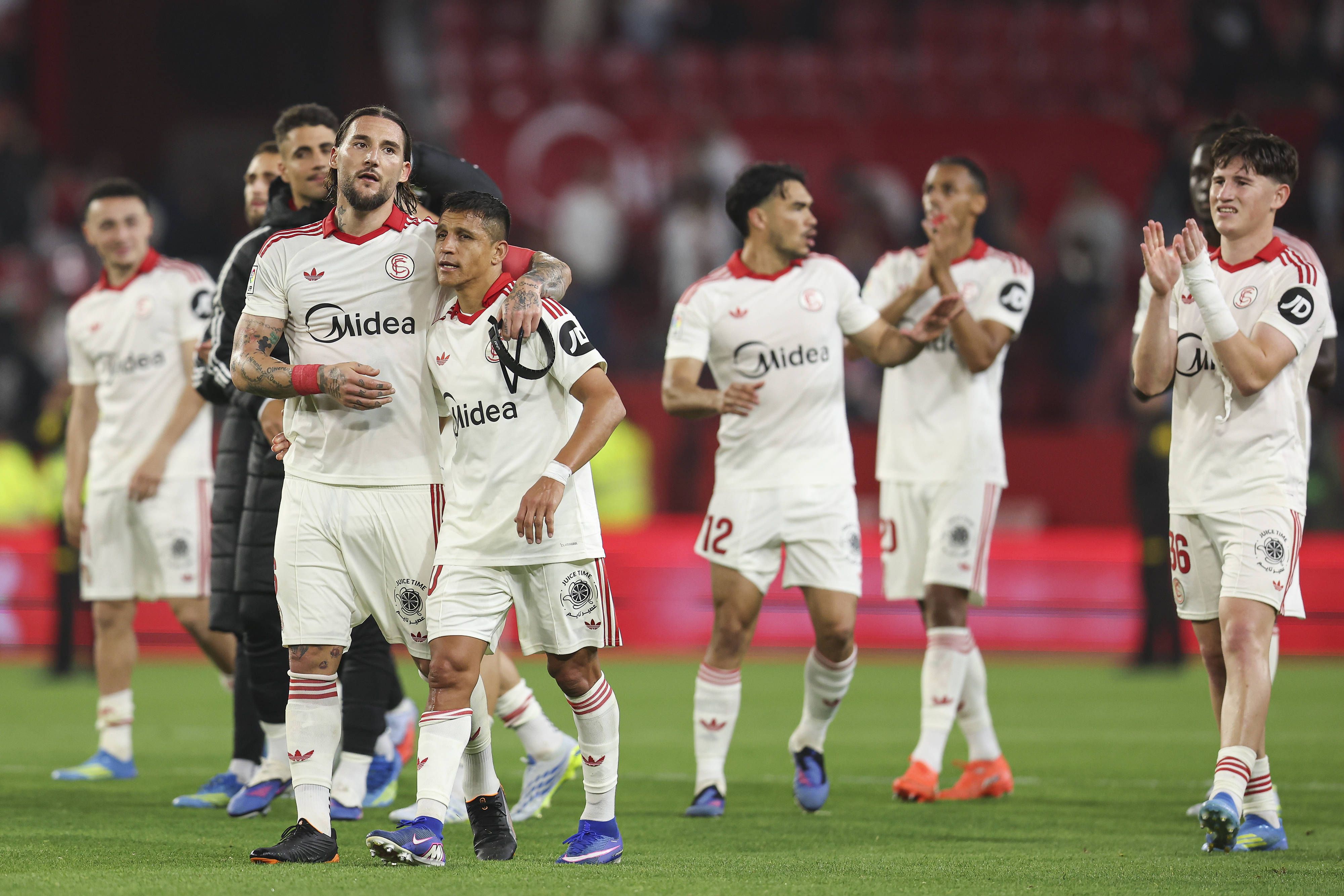 Sevilha (16.º na LaLiga, 34 pontos): A vitória diante do Atlético de Madrid (2-1) na última jornada deu fôlego aos andaluzes, mas a zona de despromoção está a apenas dois pontos de distância a sete jornadas do fim