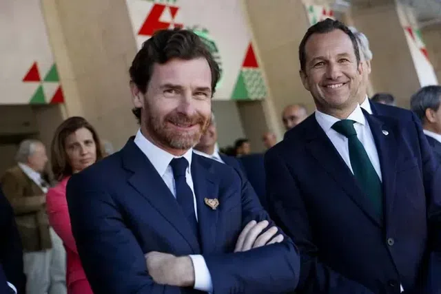 André Villas-Boas e Frederico Varandas  — Foto: FPF