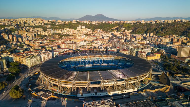 O Nápoles quer renovar o Estádio Diego Armando Maradona, marcado pela atmosfera intensa e tipicamente napolitana (IMAGO)