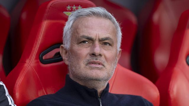 José Mourinho, treinador do Benfica