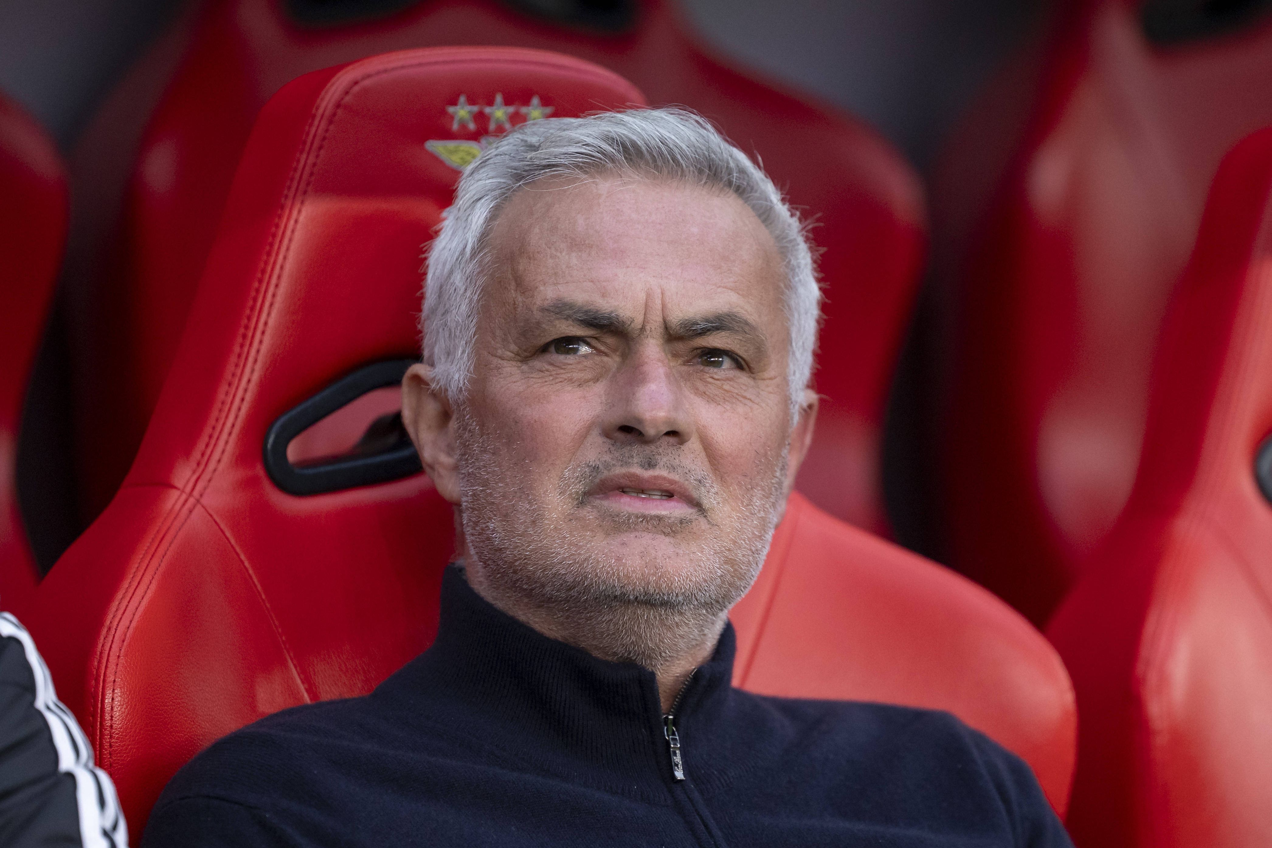 José Mourinho, treinador do Benfica
