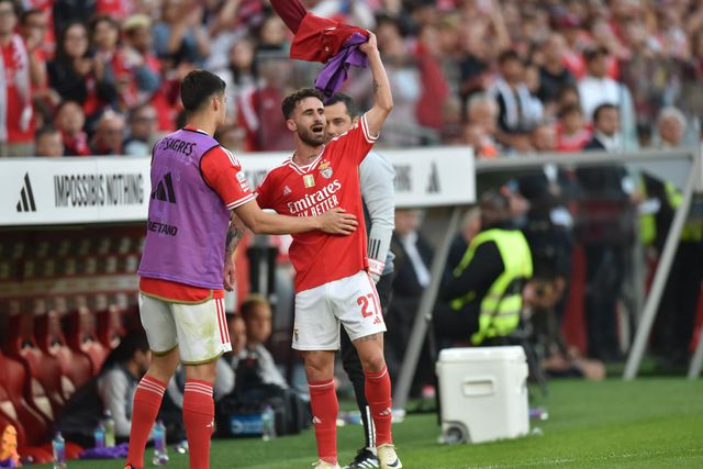 Vídeo: Zangado, Rafa pediu apoio às claques