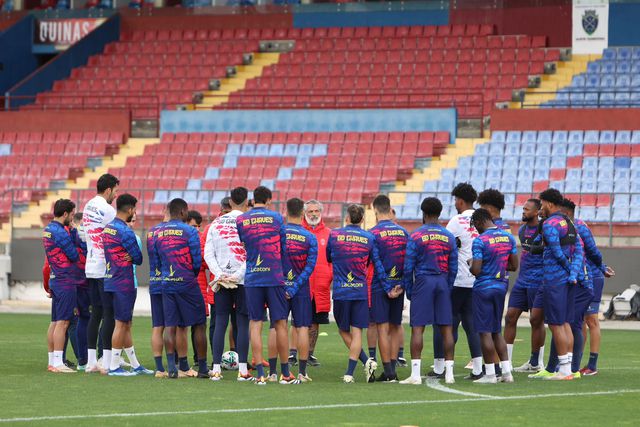 Chaves: preparação da próxima época dependente do novo treinador