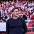 Benfica: rescisão de Schmidt perde força mas discurso endurece