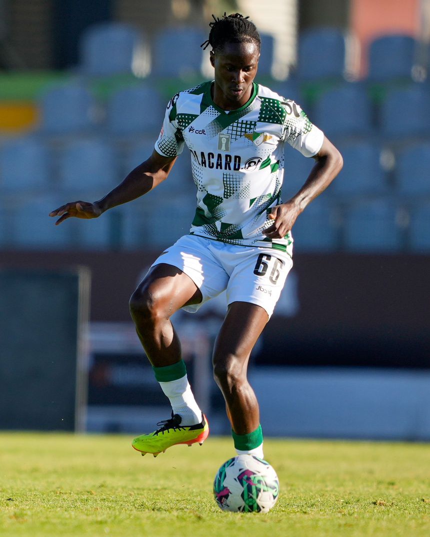 Gilberto Batista em ação. (Foto: Moreirense)