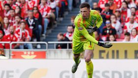 Benfica: Trubin eleito o melhor guarda-redes