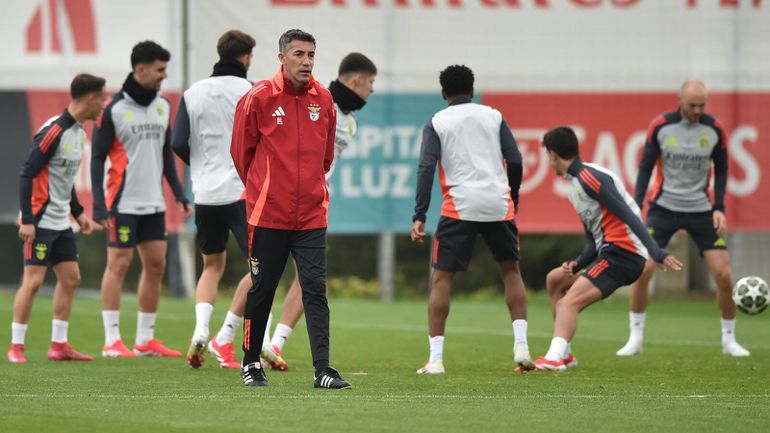Benfica regressa aos treinos com uma dúvida