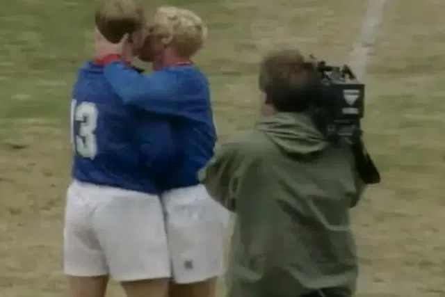 O dia em que um pai foi substituído pelo filho: a história dos Gudjohnsen