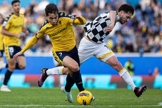 Estoril não exerce cláusula e Zanocelo regressa ao Santos