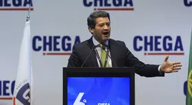 André Ventura sente-se mal durante comício do Chega