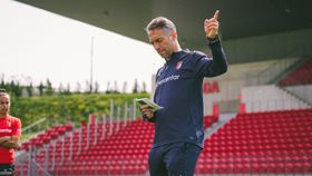 SC Braga anuncia saída do treinador