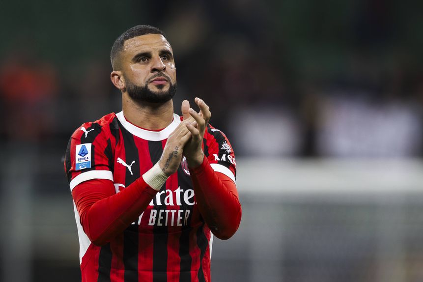 Kyle Walker agradece aos adeptos do Milan