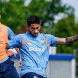 Bernardo Lima disputa a bola com Alan Varela no treino - Foto: FC PORTO