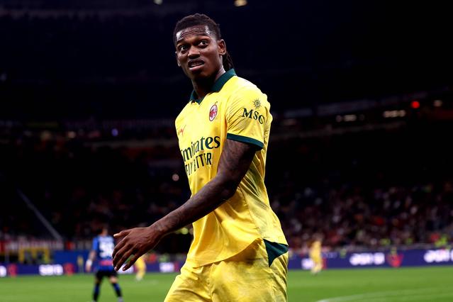 Rafael Leão pode deixar o Milan no verão