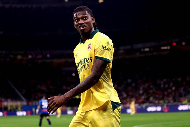 Rafael Leão pode deixar o Milan no verão