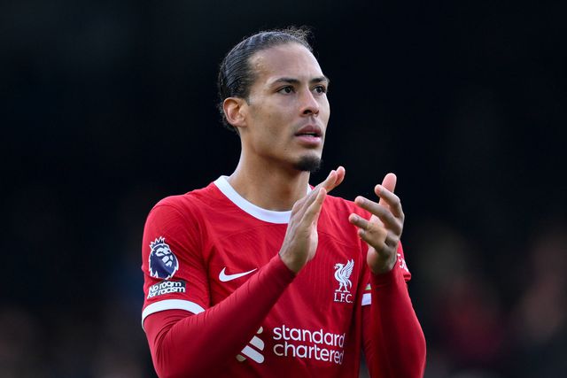 Van Dijk apontado ao Al Nassr