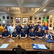 Membros da Direção da Casa FC Porto New Jersey têm reuniões nesta sala, que fica localizada nas intalações do Portuguese Instructive Social (PISC), na cidade de Elizabeth (Foto: A BOLA)