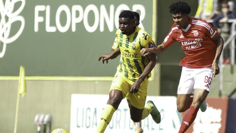 Mercado Tondela: Torpedo sobe a parada por Miro