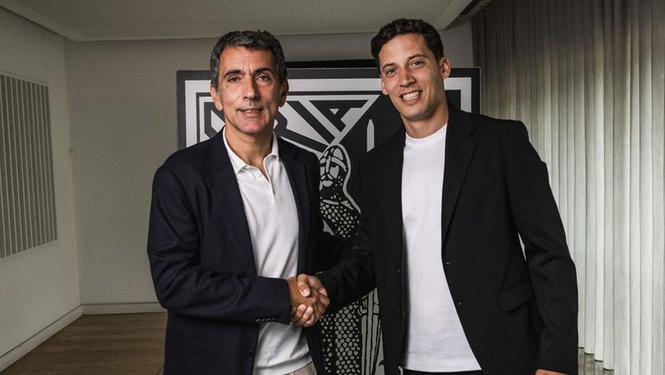Mercado oficial: Luís Pinto é o novo treinador do V. Guimarães