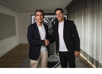 Mercado oficial: Luís Pinto é o novo treinador do V. Guimarães