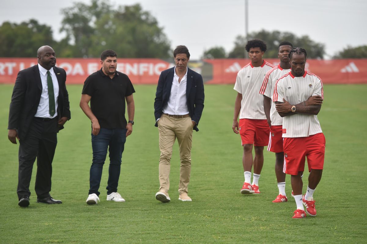 Rui Costa inaugura academia na Florida: «É um projeto de grandes dimensões, à Benfica»