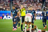 Árbitro Danny Danny Makkelie no EUA-Paraguai