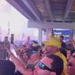 Festa à brasileira! Loucura dos adeptos do Brasil em Times Square