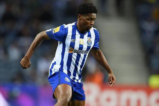 FC Porto B goleia União de Lamas no terceiro encontro de preparação