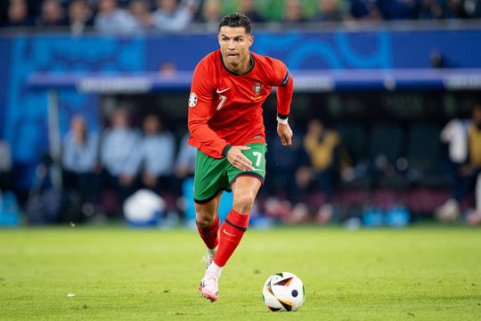 Moeda de €7,5 em homenagem a Ronaldo? É falso, alerta o Banco de Portugal