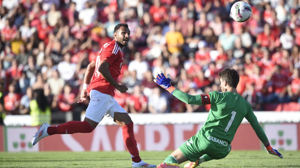 Os destaques do Benfica: o pistoleiro Pavlidis e o xerife Rollheiser