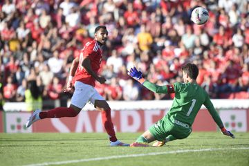 Os destaques do Benfica: o pistoleiro Pavlidis e o xerife Rollheiser