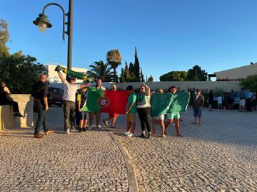 Chegada tranquila do Sporting ao Algarve