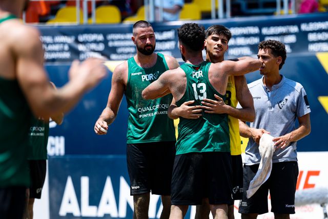 Portugal conquista 6.º e 10.º lugares no Europeu de andebol de praia