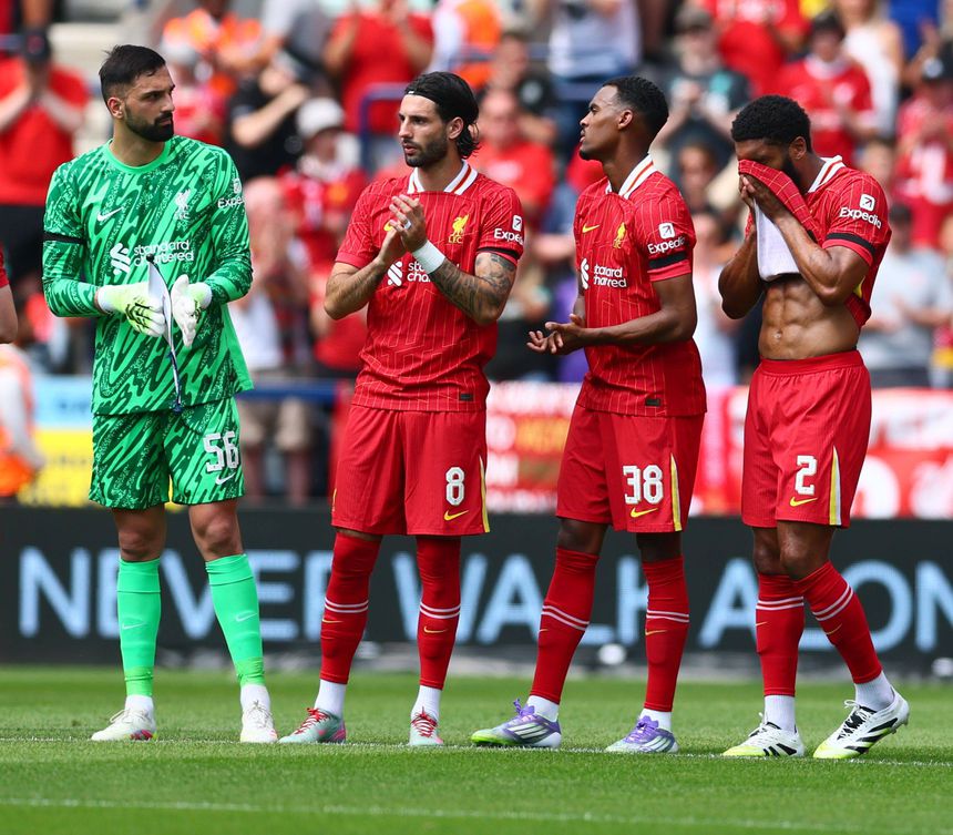 Homenagens a Diogo Jota no primeiro jogo da pré-época do Liverpool Foto: IMAGO