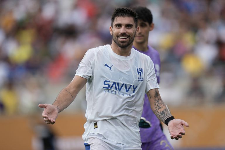Rúben Neves a representar o Al Hilal no Mundial de Clubes