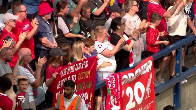 Arrepiante: adeptos do Liverpool cantam música de Diogo Jota