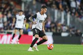 Enzo Barrenechea, jogador do Aston Villa emprestado ao Valência na última época