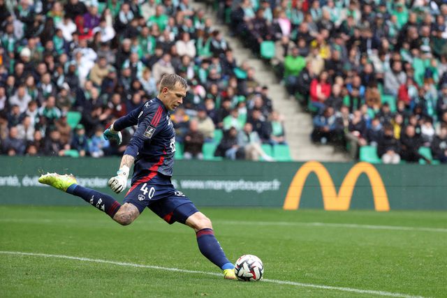 Aston Villa já tem novo guarda-redes