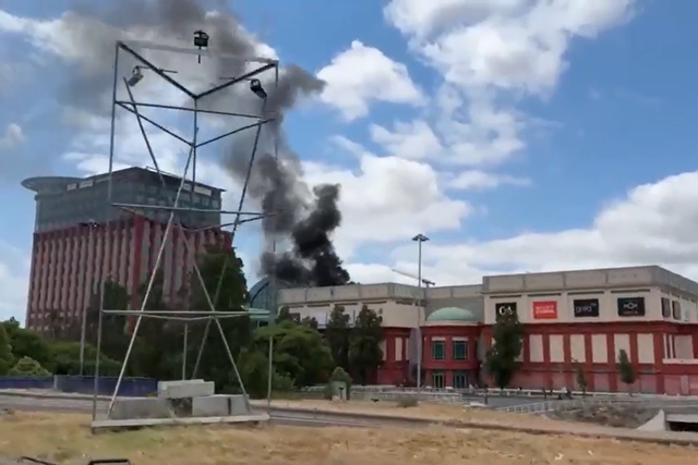 Incêndio deflagrou no centro comercial Colombo