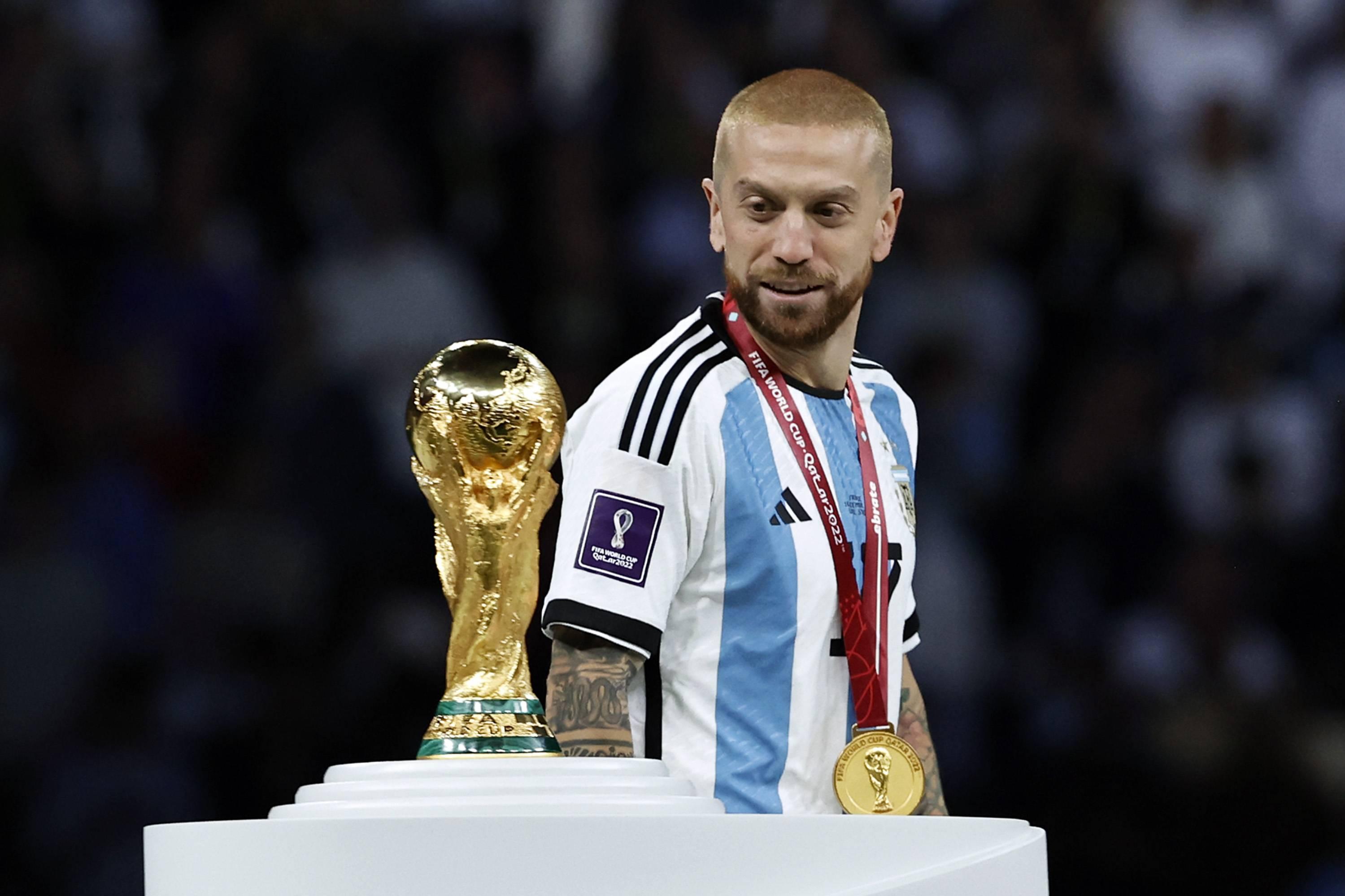 Papu Gómez foi titular pela Argentina em dois jogos no Mundial 2022