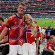 Alexander Sorloth com a namorada Lena Selnes - Foto: Lena Selnes