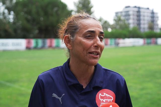 «Temos de incentivá-las a serem melhores»